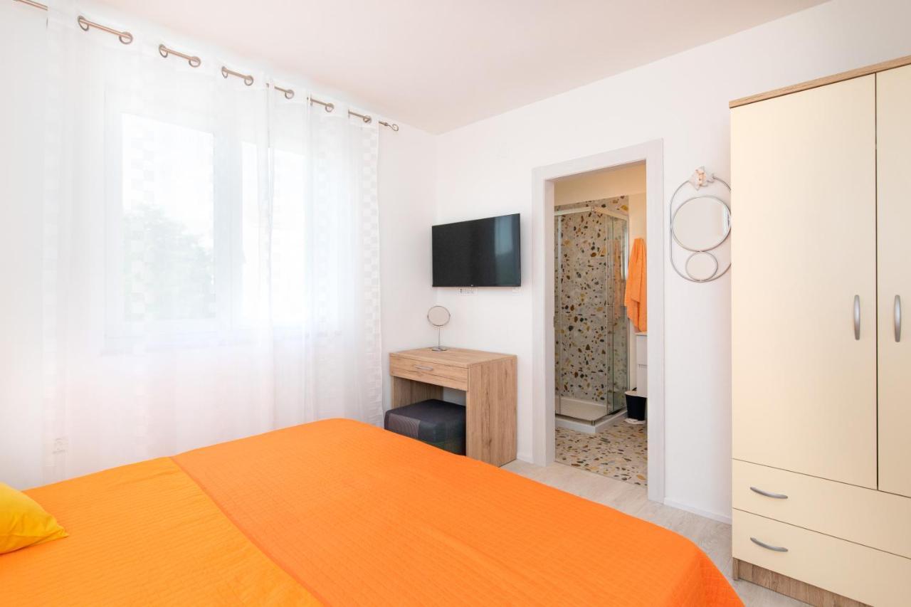 Apartman Ivona Na 1. Katu Malinska Esterno foto